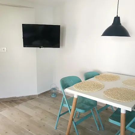Проживание в семье Piccolina Apart *